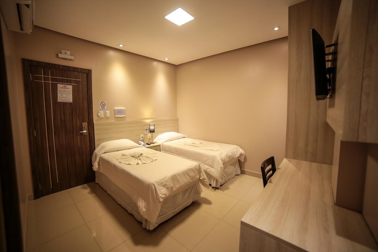 Hotel London Сантарен Экстерьер фото