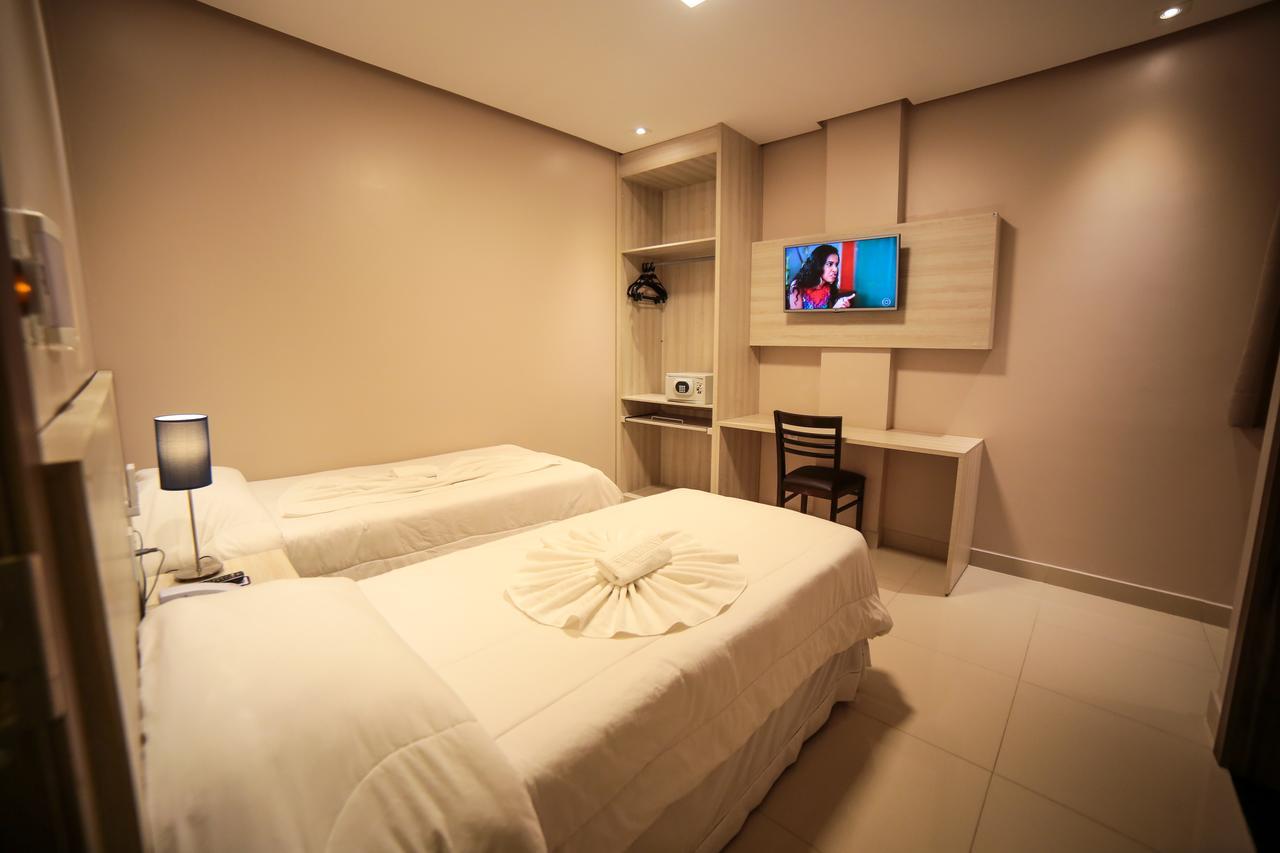 Hotel London Сантарен Экстерьер фото