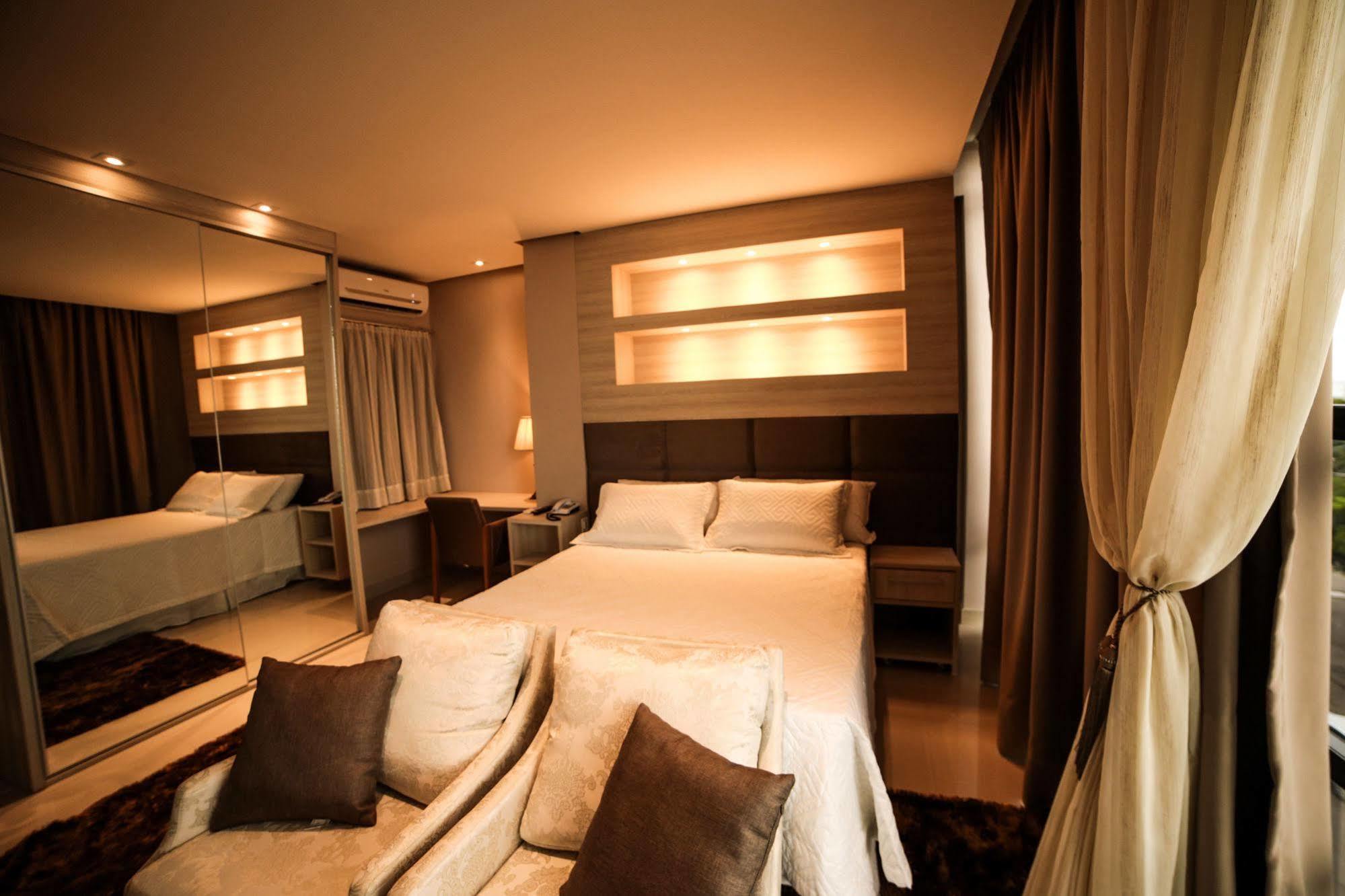 Hotel London Сантарен Экстерьер фото